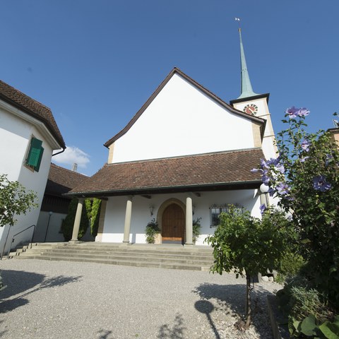 Kirche mit Hof. Vergrösserte Ansicht