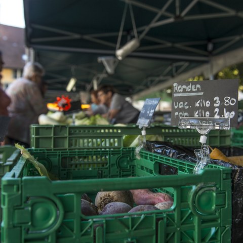 Gemüsemarkt. Vergrösserte Ansicht